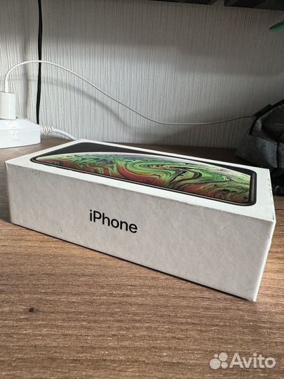 iPhone Xs Max, 64 ГБ