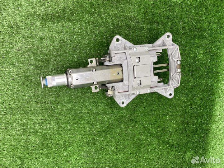 Колонка рулевая Audi A4 8Е 857