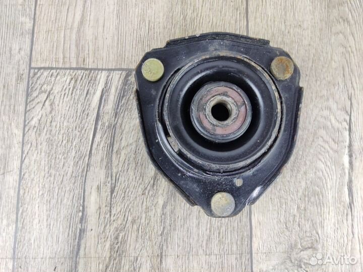 Опора амортизатора переднего Carina E