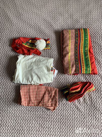 Сценический фолклерный костюм