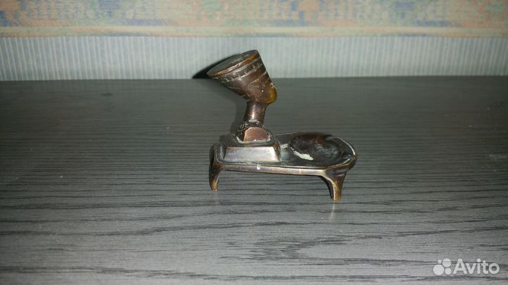 Пепельница(Нефертити) -бронза