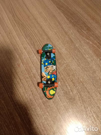 Скейт для пальцев