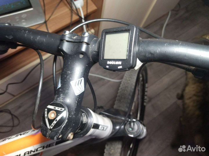 Взрослый горный велосипед GT avalanche 3.0