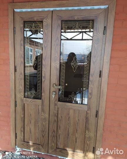 Пластиковые окна и двери витражи