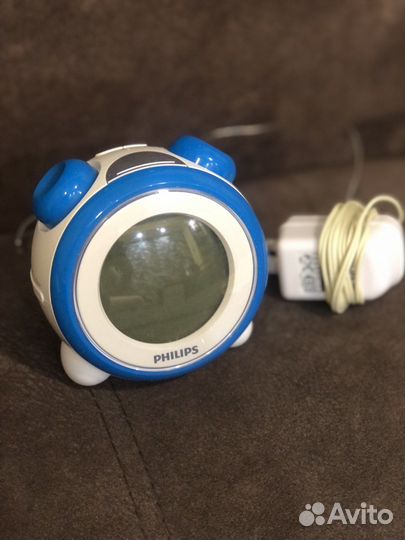 Будильник-часы Philips