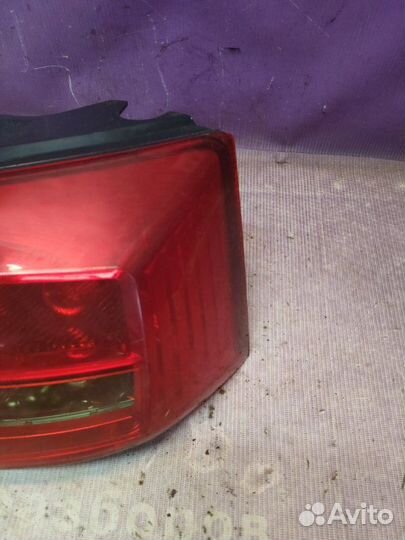 Фонарь задний правый Peugeot 4007 EP 4HN 2007