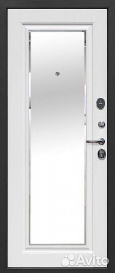 Дверь входная с зеркалом