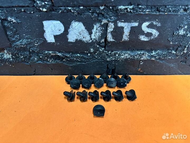 Клипса крепления порога Nissan X-Trail T32-507667