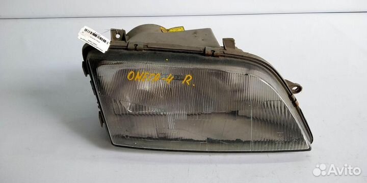 Фара правая Opel Omega A