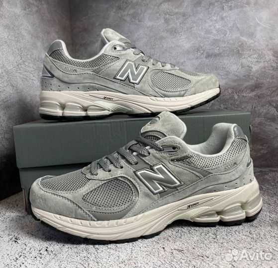 Кроссовки New balance 2002r