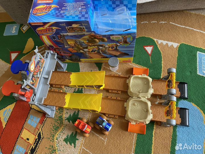 Трасса вспыш и чудо-машинки