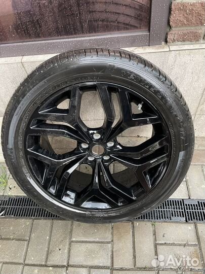 Диски на Range Rover Evoque r20