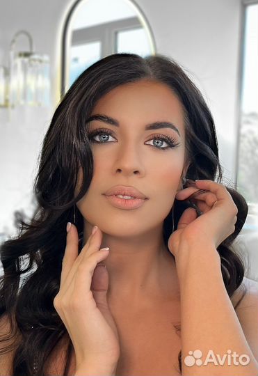 Визажист (макияж, прическа)