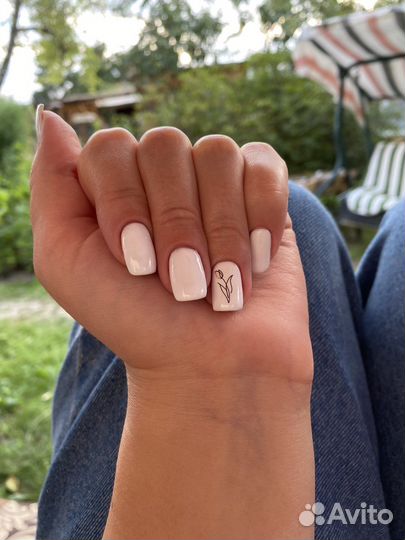 Маникюр-педикюр