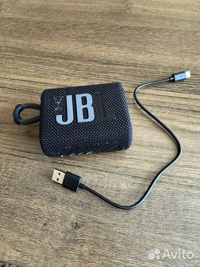 Беспроводная колонка JBL Go 3