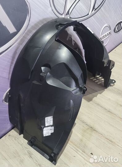 Подкрылок передний Renault sandero 2 Лев