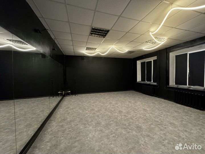 Танцевальный зал, зал для танцев