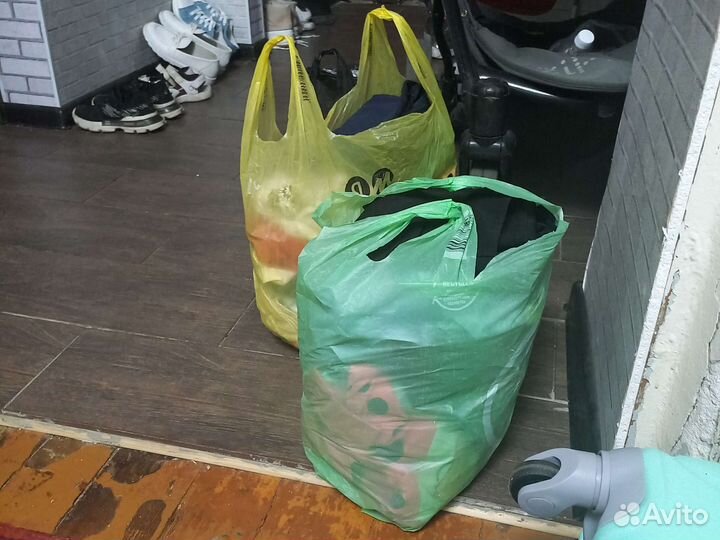 Отдам бесплатно детские вещи пакетом