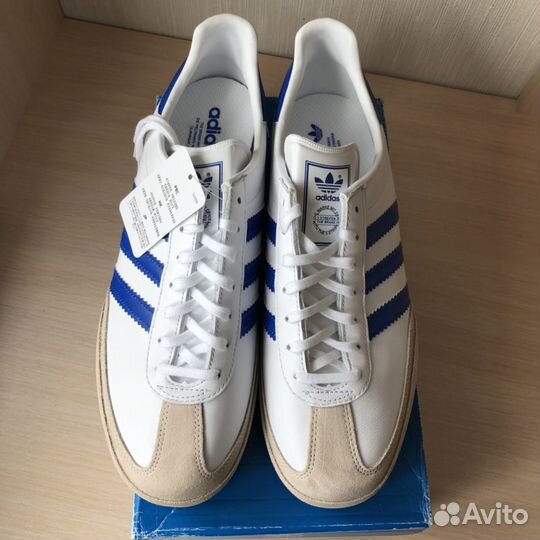 Adidas kegler super white sales blue