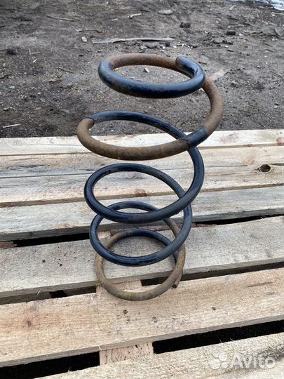 Пружина передняя Ford Focus 2