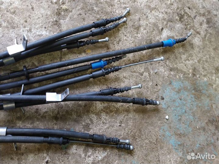 Трос стояночного тормоза peugeot traveller