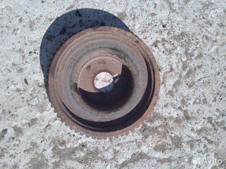 Шкив коленвала Лада 2110 2110