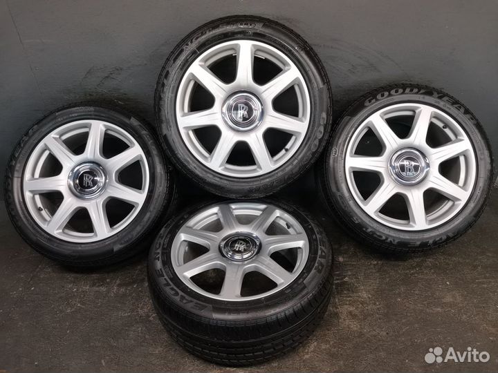 Оригинальные колеса Rolls-Royce Cullinan R21