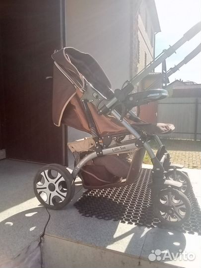 Коляска универсальная