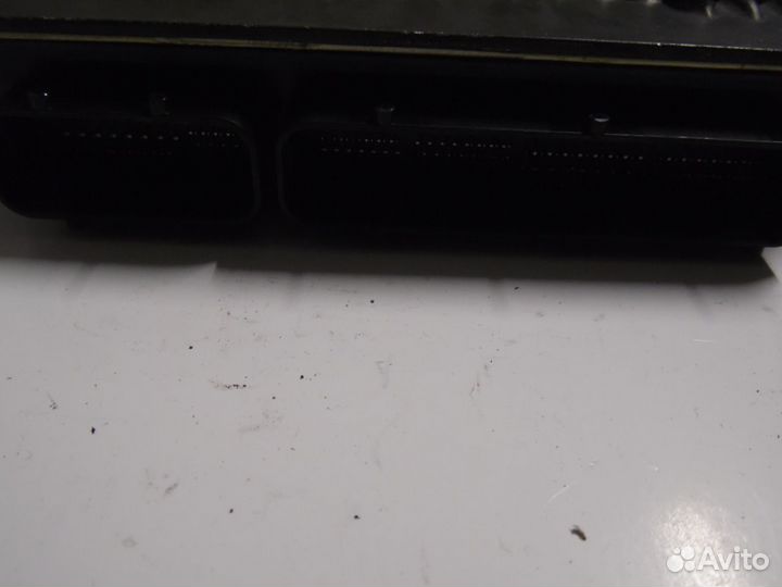 Блок управления двигателем эбу Лексус ис IS 200T