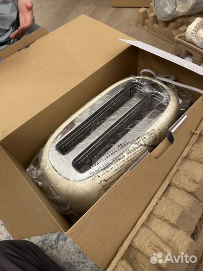 Тостер smeg бежевый