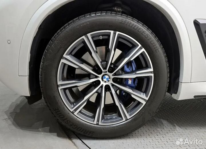 BMW X5 3.0 AT, 2024, 13 977 км