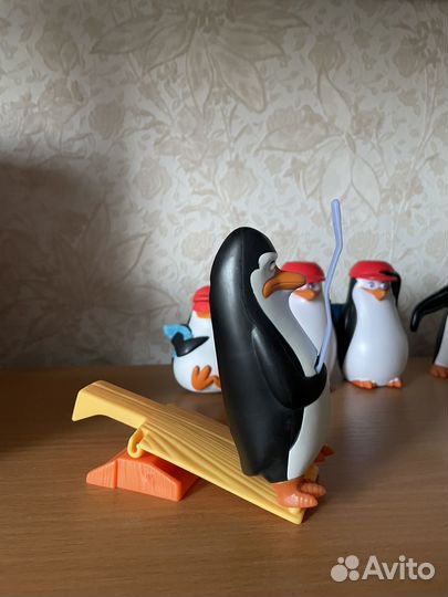 Пингвины из мадагаскара (макдональдс) цена за все