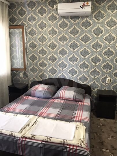 Комната 20 м² в 4-к., 1/2 эт.