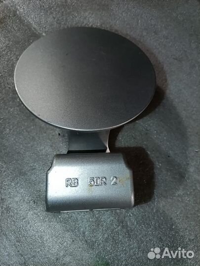 Лючок бензобака Hyundai Solaris, Accent 695110U200