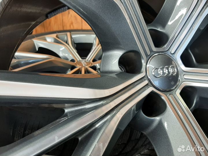 R21 Bridgestone Blizzak LM-005 285/45, PCD 5x112 DIA 66.6