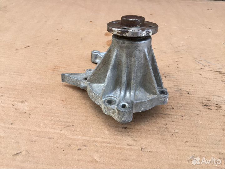 Помпа Suzuki Baleno G16B