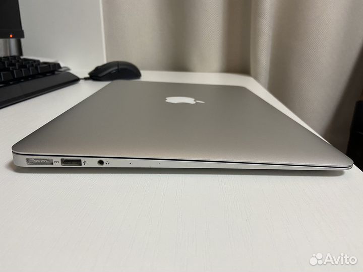 Apple MacBook Air 13