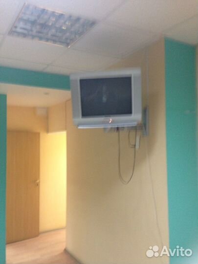 Телевизор+кронштейн