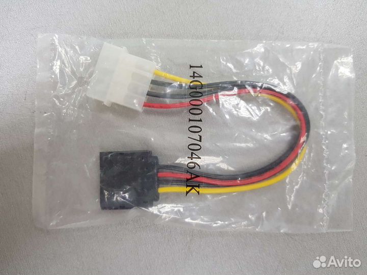 Переходник molex - SATA новые/бу