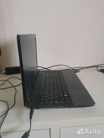 Ноутбук Samsung
