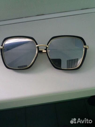 Солнцезащитные очки женские