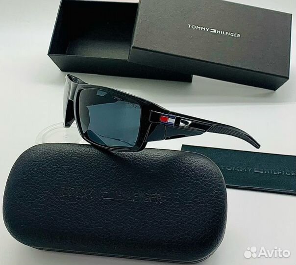 Солнцезащитные очки мужские Tommy Hilfiger
