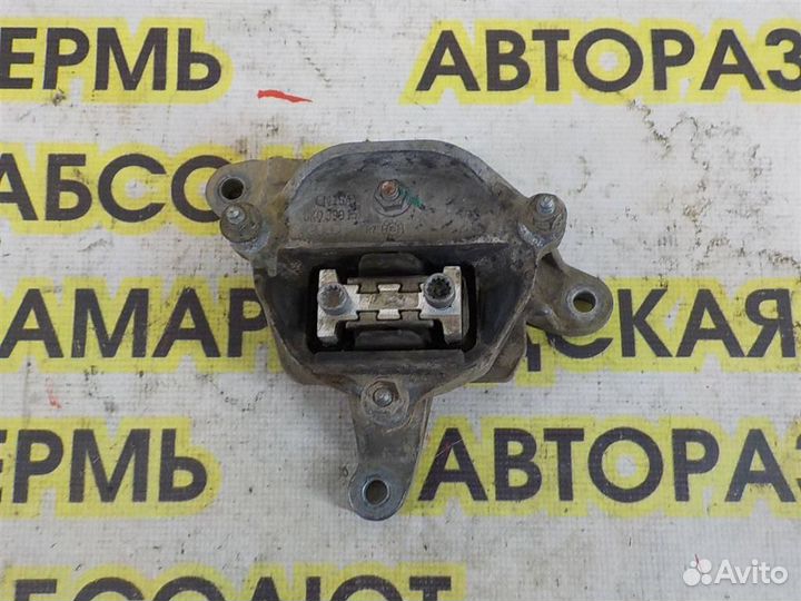 Опора кпп Audi Q5 (8R) 2008-2017