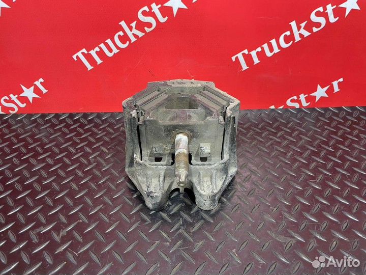 Подушка двигателя передняя