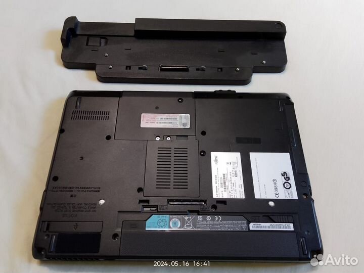 Ноутбук Fujitsu S751