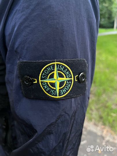 Легкая куртка stone island