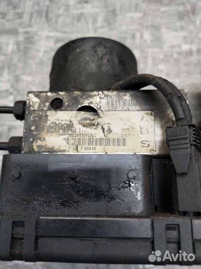 Блок ABS Крайслер Вояджер караван 01-07г