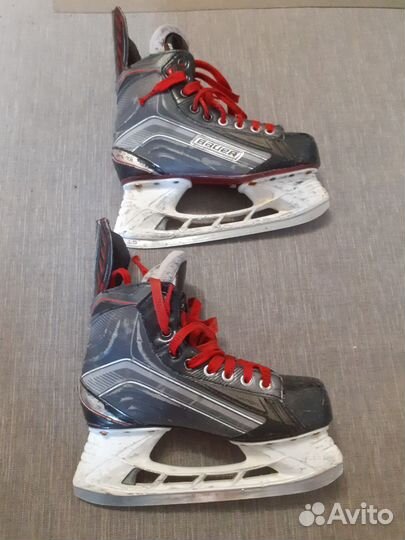 Хоккейные коньки bauer vapor x700