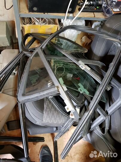 Стекло двери opel mokka