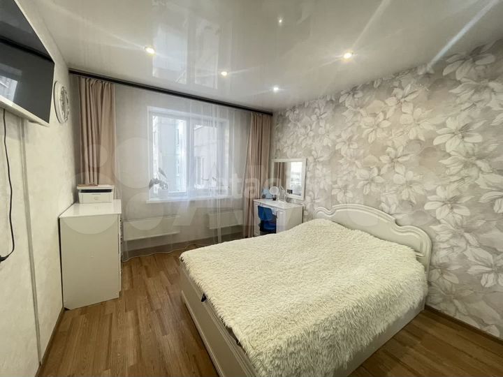 3-к. квартира, 70 м², 3/10 эт.